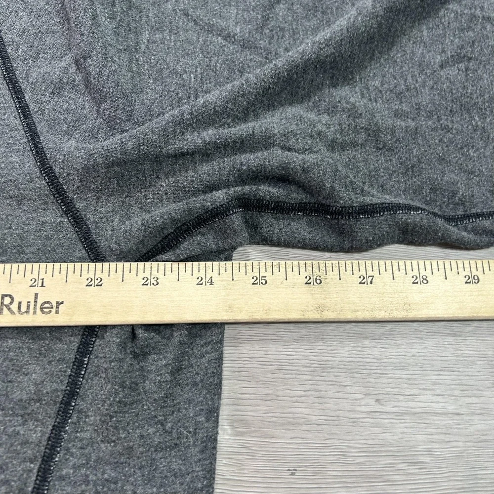 North Face Shirt Mens XL Gray Long‎ Sleeve Crewneck Performance Outdoor Top